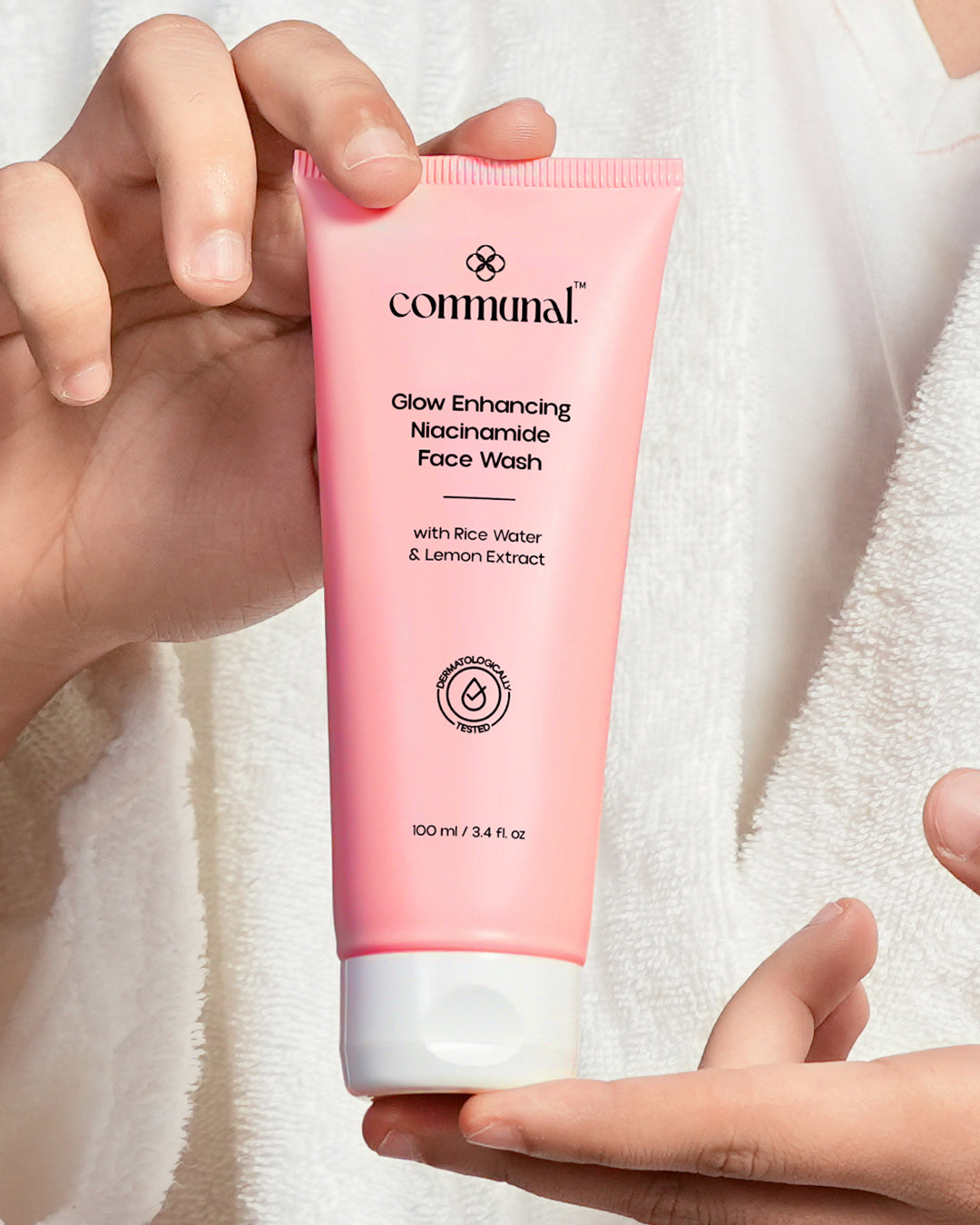 Glow Enhancing Niacinamide Face Wash